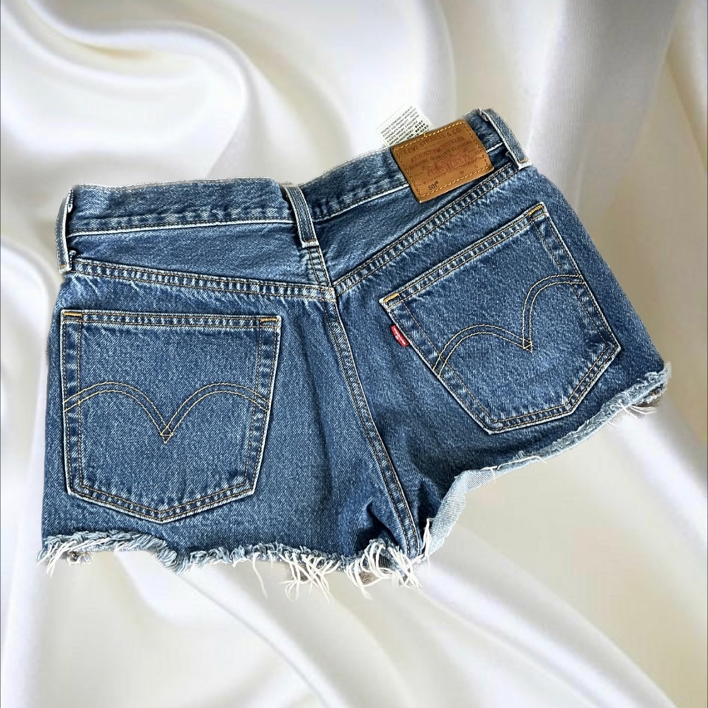 LEVIS SHORTS 501